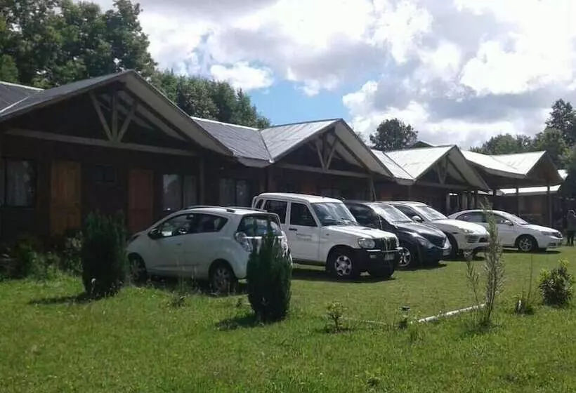 ユースホステル Hosteria Y Camping Del Bosque Pucón