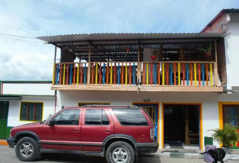 Retkeilymaja Hostal Música Y Arte
