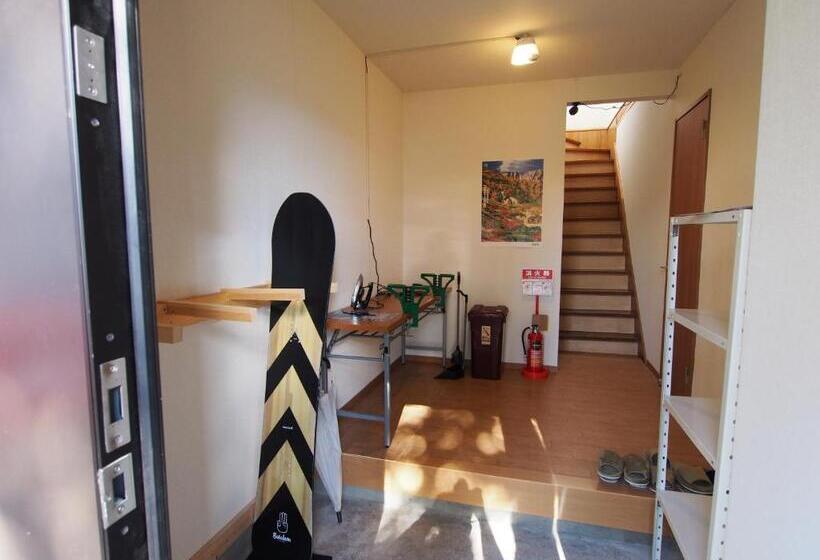 פנסיון Nori's Sharehouse Hakuba