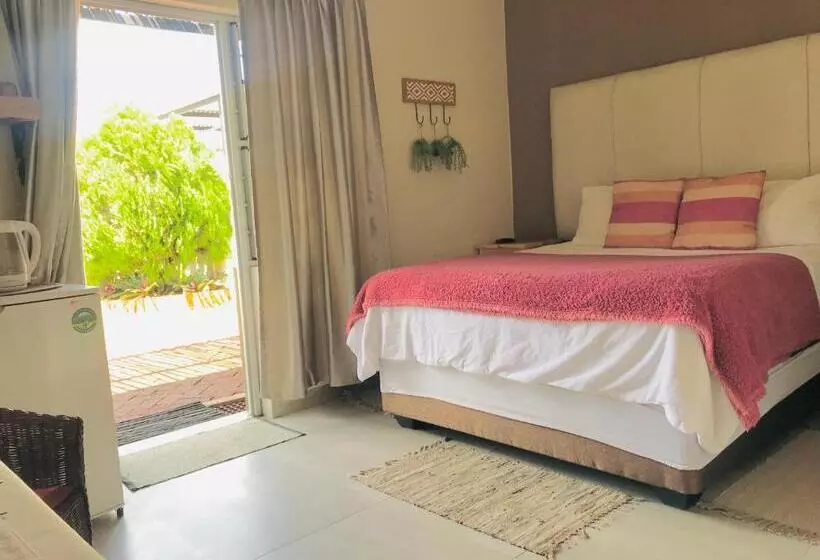 پانسیون Travel North Guesthouse