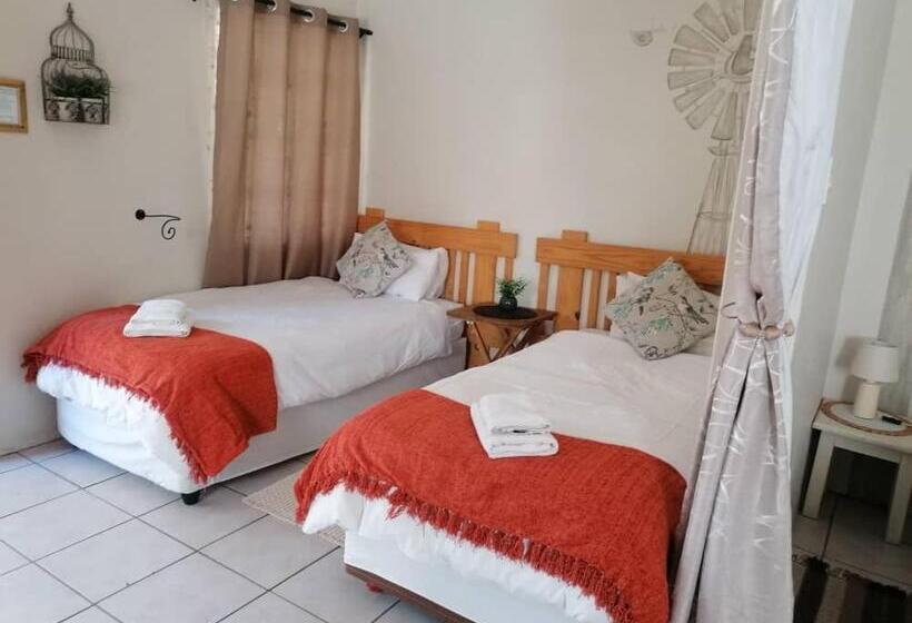 ペンション Travel North Guesthouse