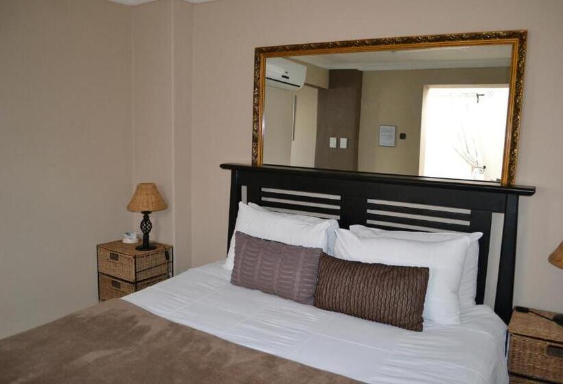 ペンション Travel North Guesthouse