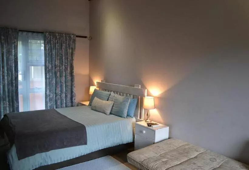 پانسیون Travel North Guesthouse