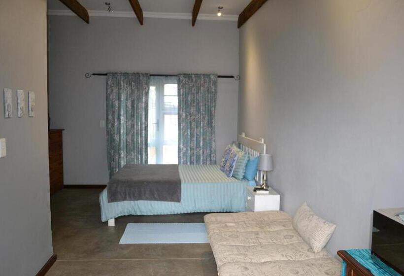 ペンション Travel North Guesthouse