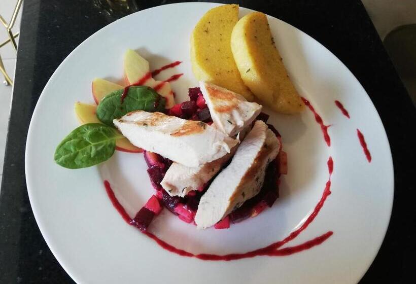 بنسيون Penzión V Inom Svete