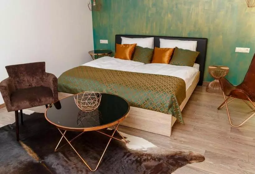 پانسیون Penzión V Inom Svete