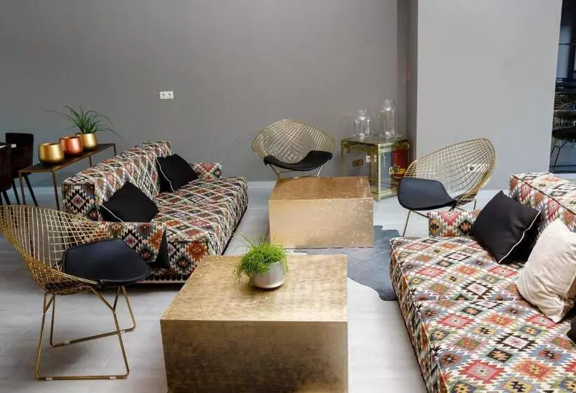 پانسیون Penzión V Inom Svete