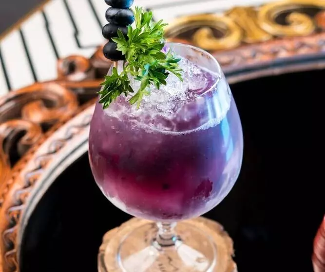 Bhagyaraj Palace   Best Hotel In Kanpur