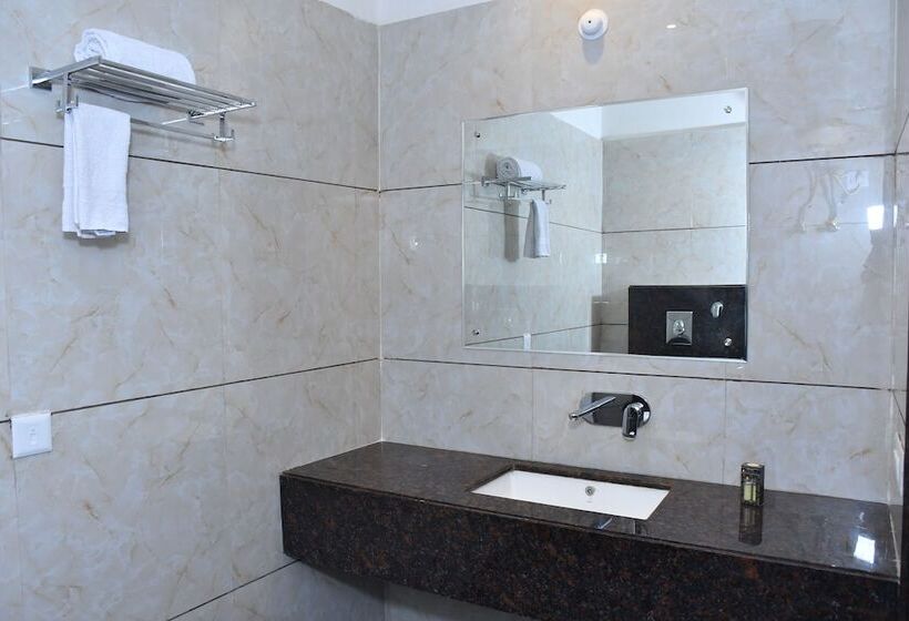 Bhagyaraj Palace   Best Hotel In Kanpur