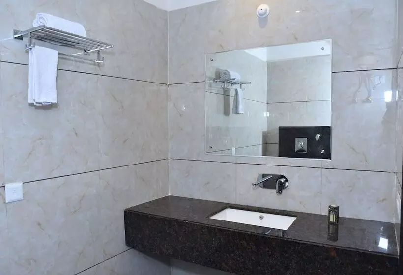 Bhagyaraj Palace   Best Hotel In Kanpur