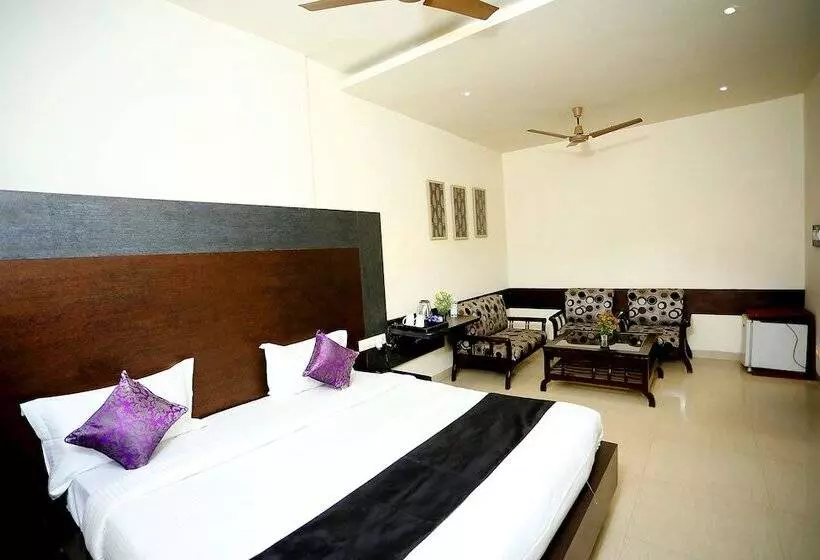 Bhagyaraj Palace   Best Hotel In Kanpur