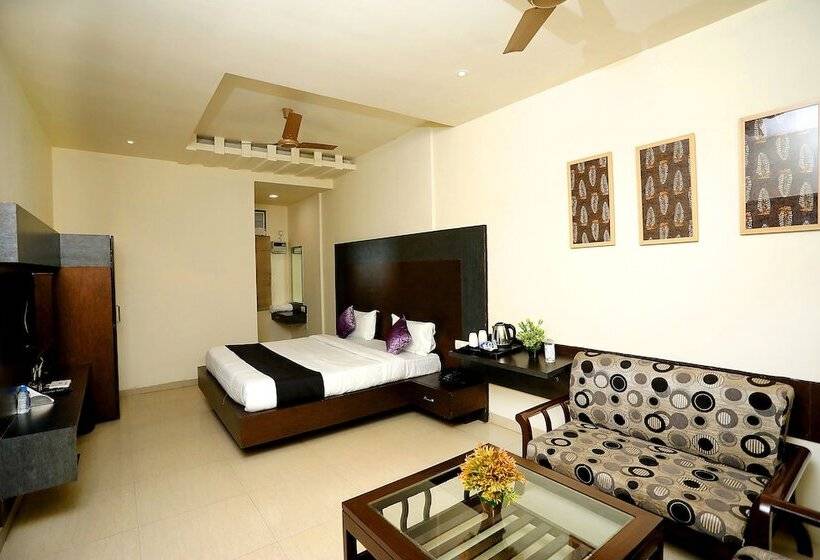 Bhagyaraj Palace   Best Hotel In Kanpur