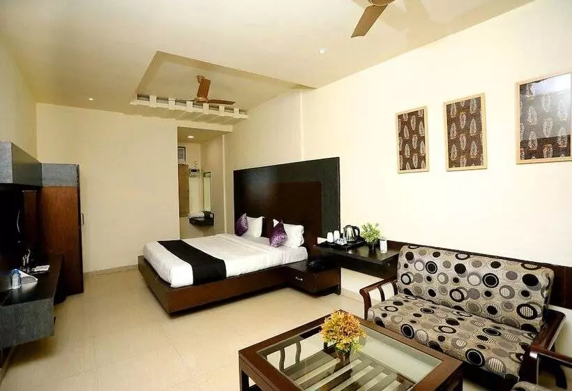 Bhagyaraj Palace   Best Hotel In Kanpur