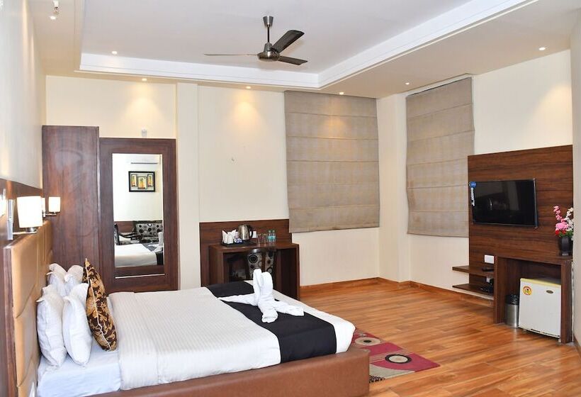 Bhagyaraj Palace   Best Hotel In Kanpur