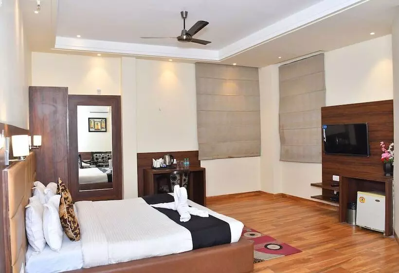 Bhagyaraj Palace   Best Hotel In Kanpur