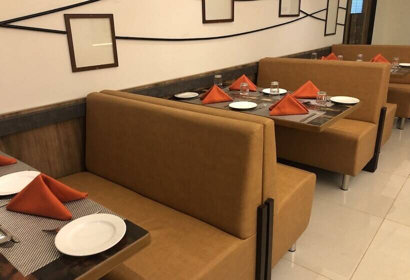 Kyriad Hotel Vijayapura
