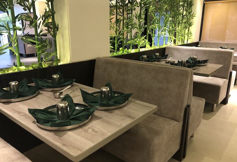 Kyriad Hotel Vijayapura