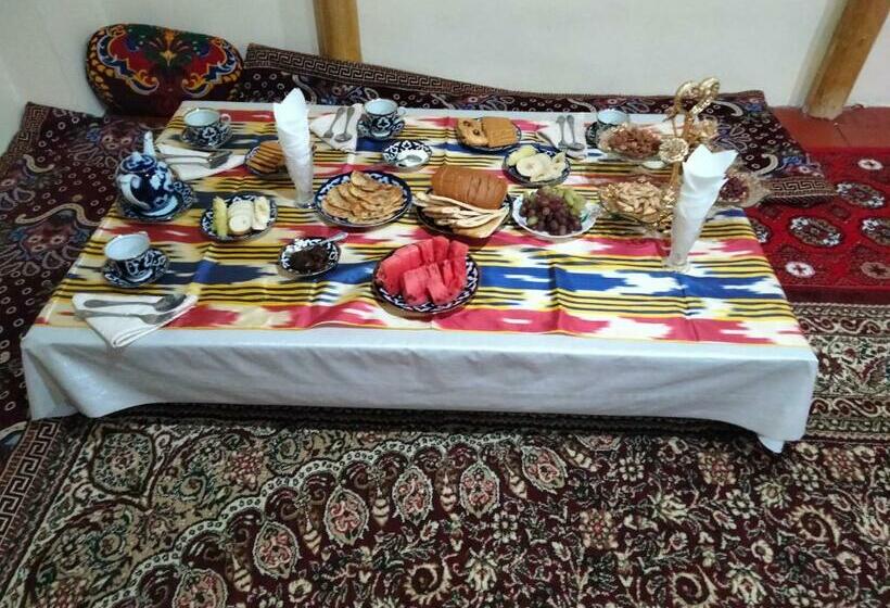 تختخواب و صبحانه Khan