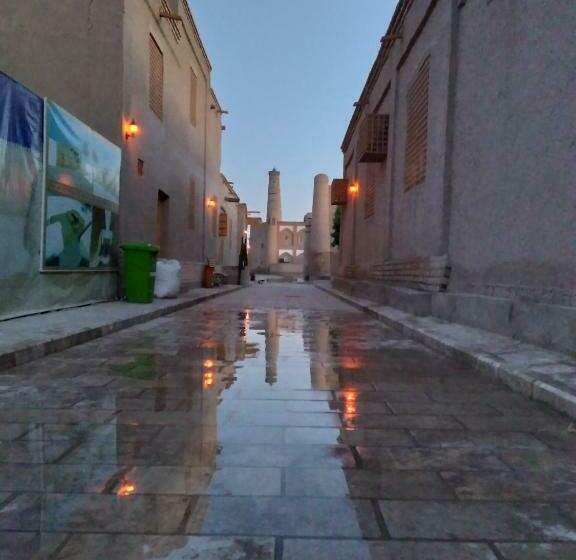 تختخواب و صبحانه Khan