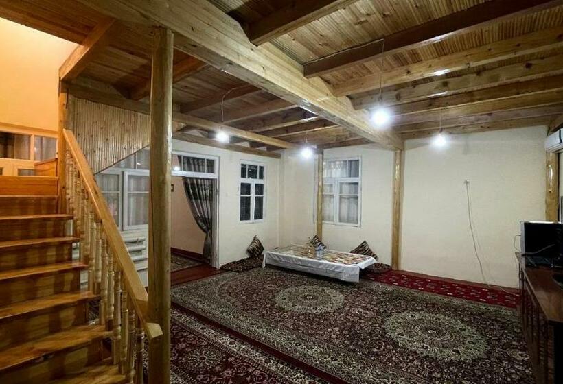 تختخواب و صبحانه Khan