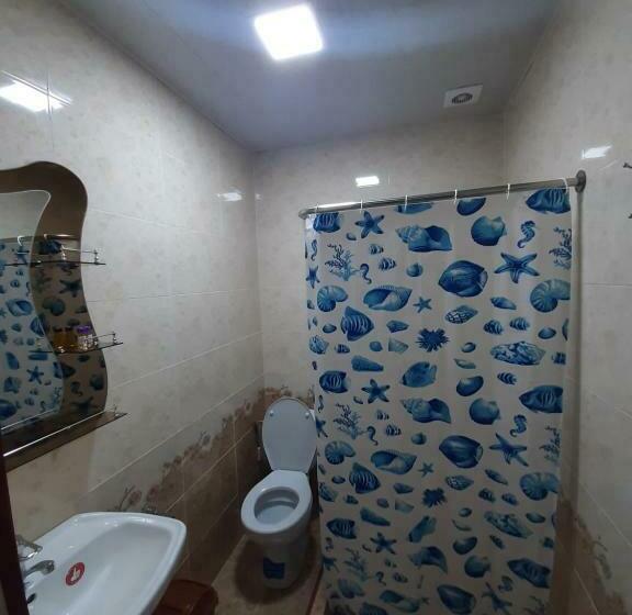 تختخواب و صبحانه Khan