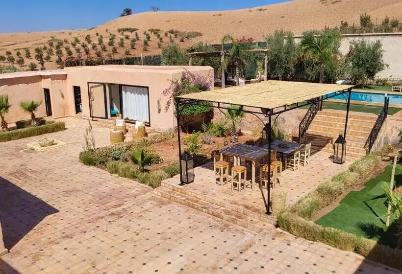 ペンション Tawenza Lodge