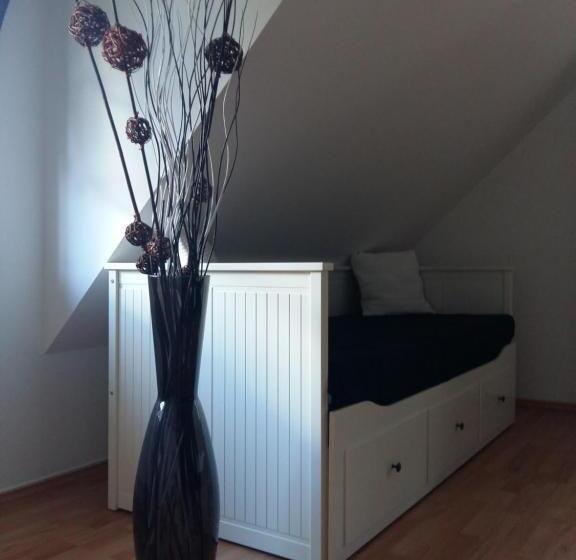 ユースホステル Wirtshaus Sonnenhof