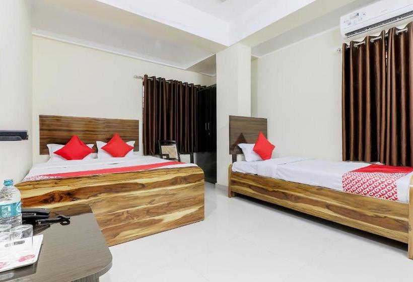 Hotel Oyo 35635 Central Inn 1