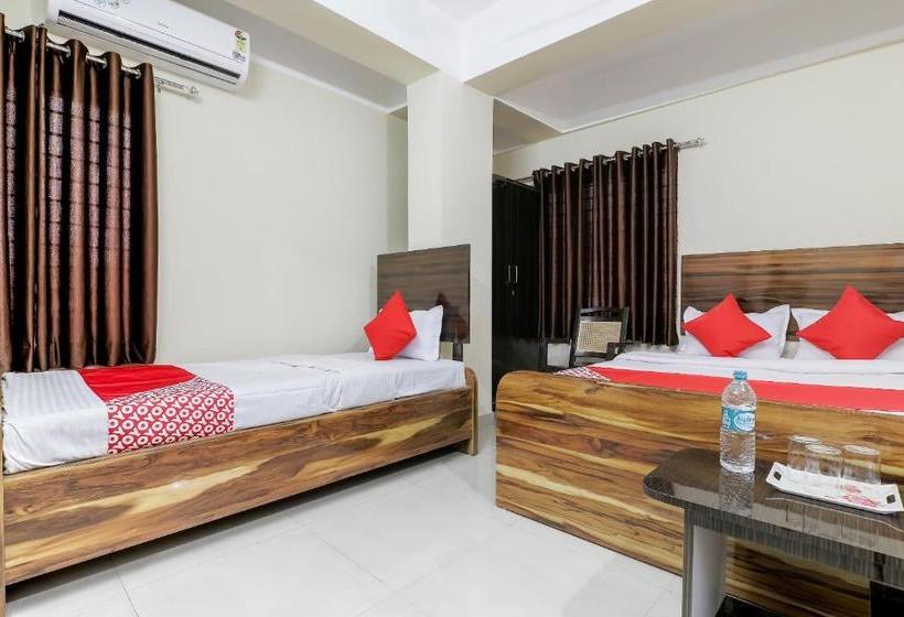 Hotel Oyo 35635 Central Inn 1