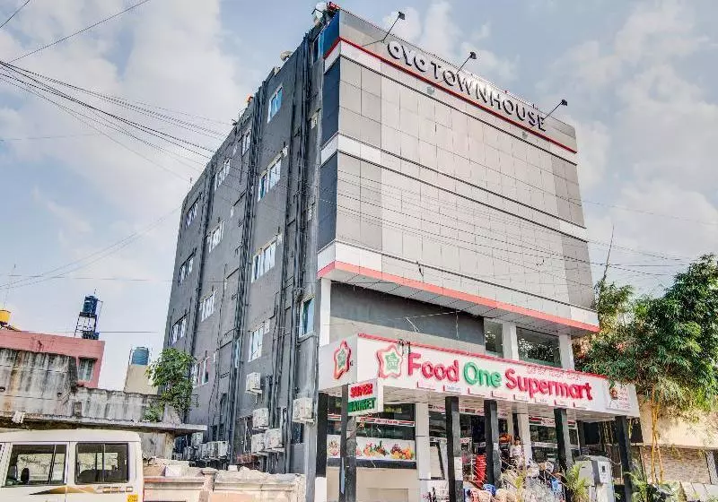 ホテル Oyo Townhouse 104 Koramangala Maharaja Signal