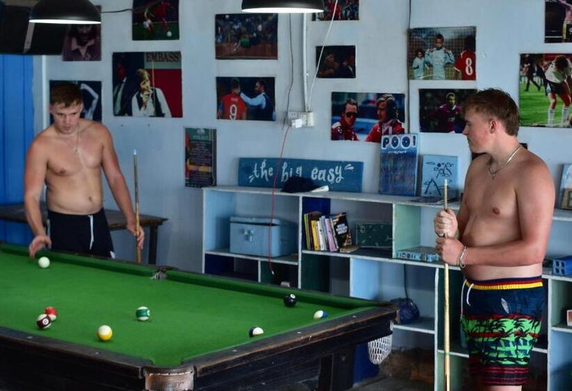 הוסטל The Big Easy Koh Rong Samloem