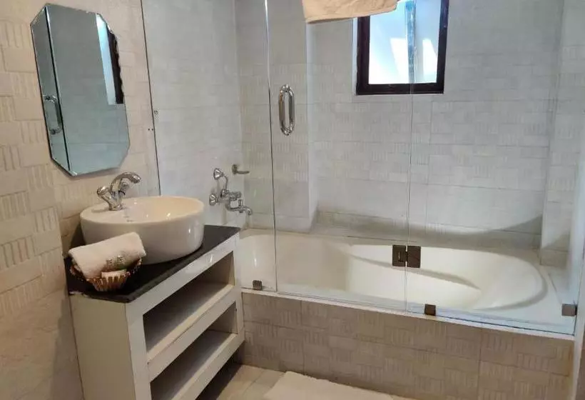 Hostmandu B&b