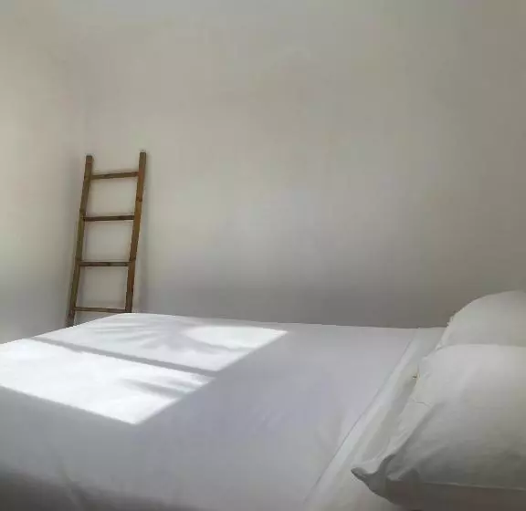 Hotelli The One Resort