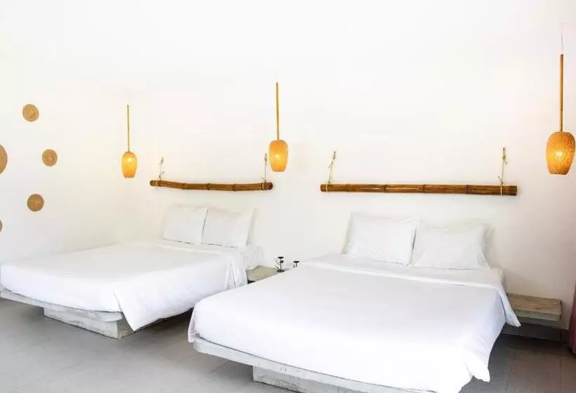 Hotelli The One Resort