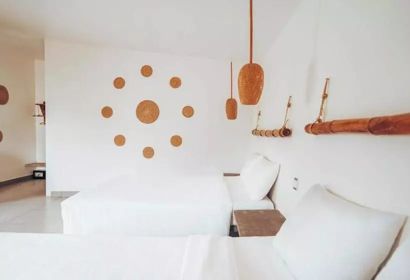 Hotelli The One Resort