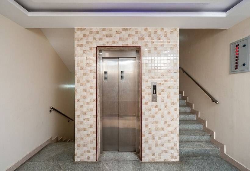 호텔 Spot On 37272 Alfa Palace