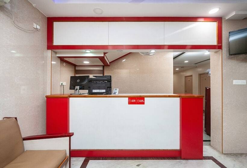 호텔 Spot On 37272 Alfa Palace