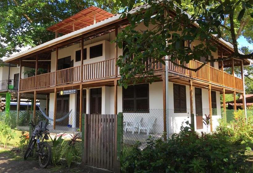 تختخواب و صبحانه Tortuguero Casa Pelican