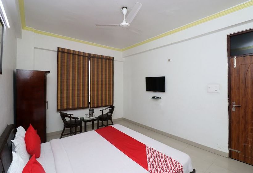 Hôtel Collection O 80995  Dev Residency