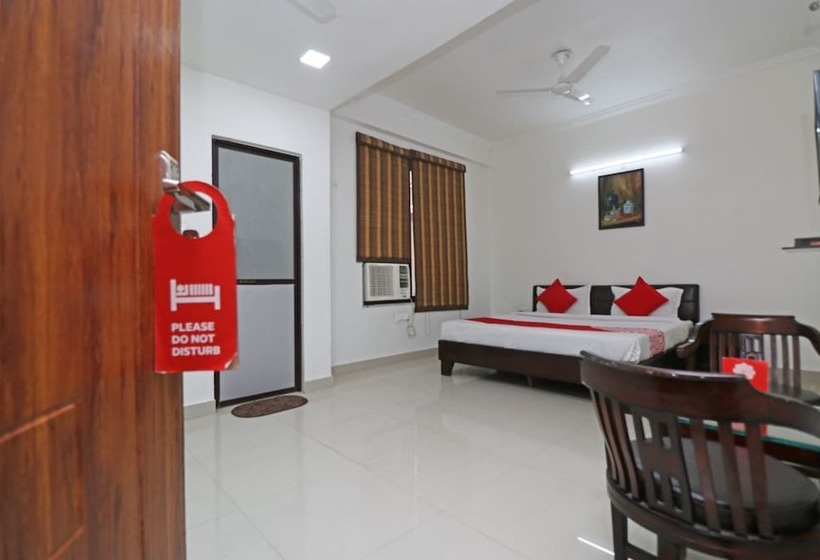 Hôtel Collection O 80995  Dev Residency