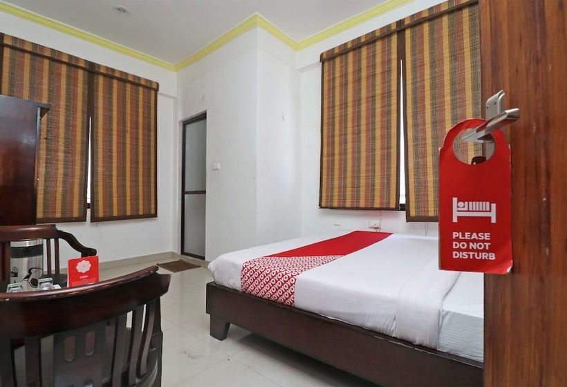 Hôtel Collection O 80995  Dev Residency