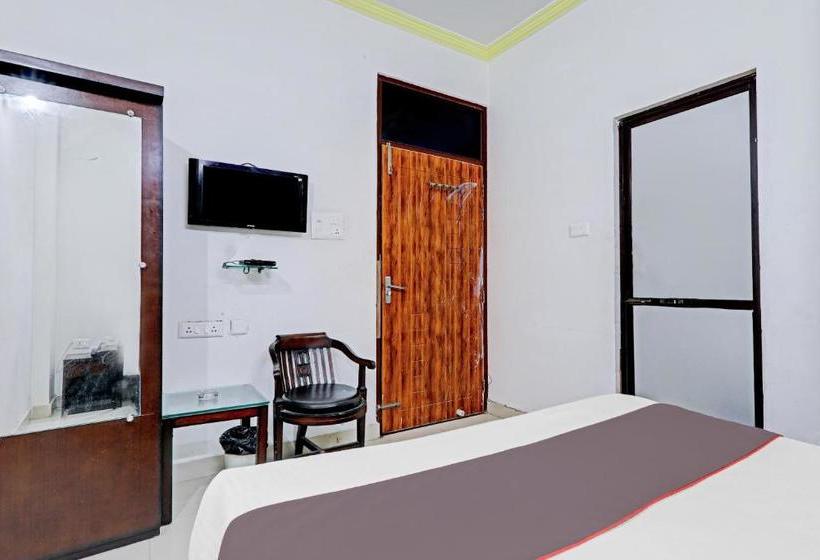 Hôtel Collection O 80995  Dev Residency