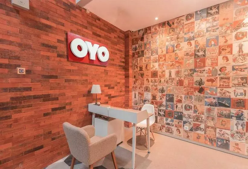 ホテル Oyo 780 Acg House Kalibata Syariah