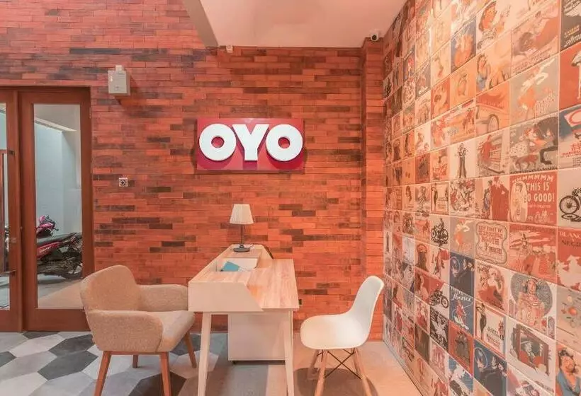 ホテル Oyo 780 Acg House Kalibata Syariah