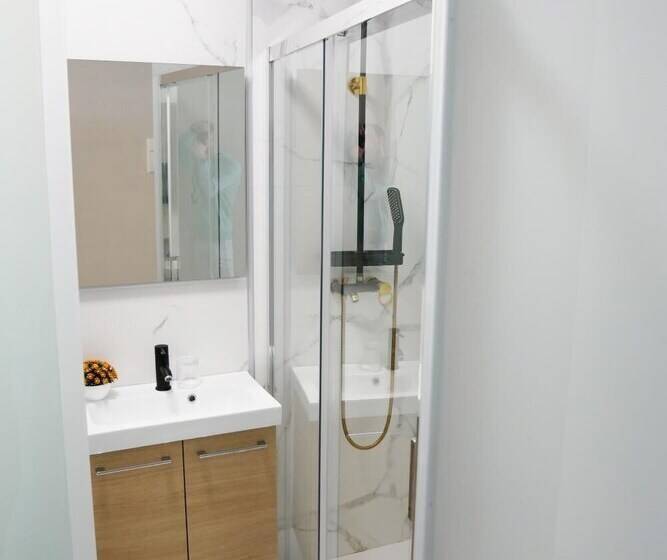 بنسيون Art Burgos