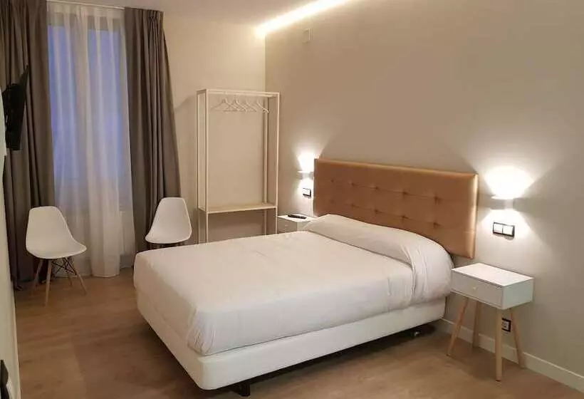 پانسیون Art Burgos