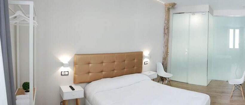 بنسيون Art Burgos