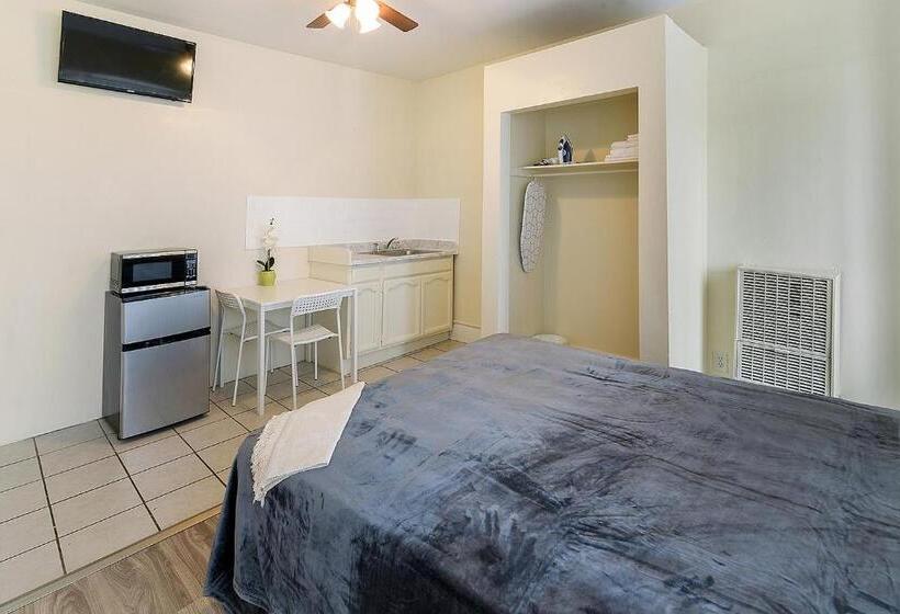 هاستل Pads On Pasadena Ave