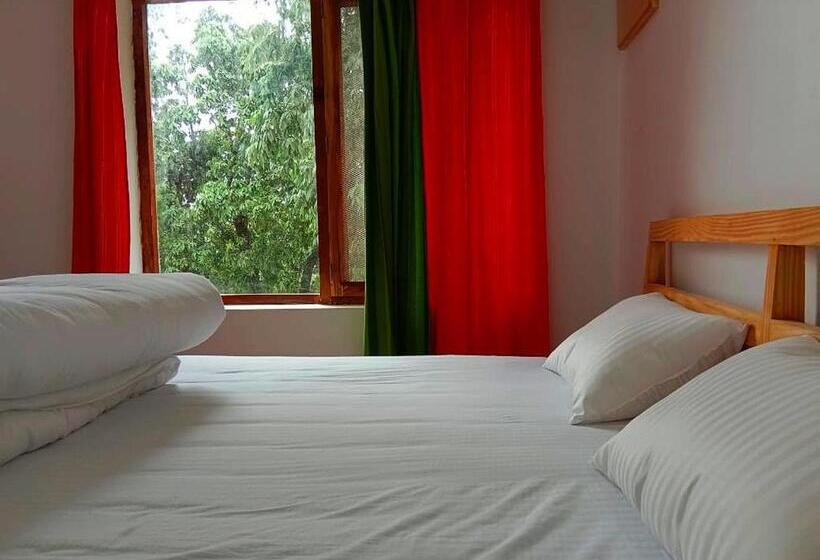 Hotel Silent Valley  Alchauna Kumaoni House Along River Kalsa