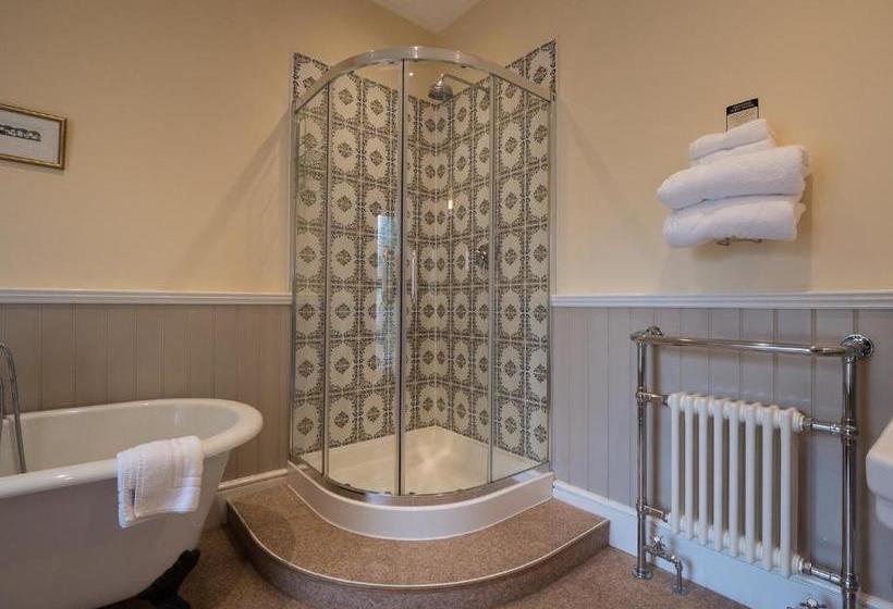 Bed and Breakfast Ashcroft Guest House